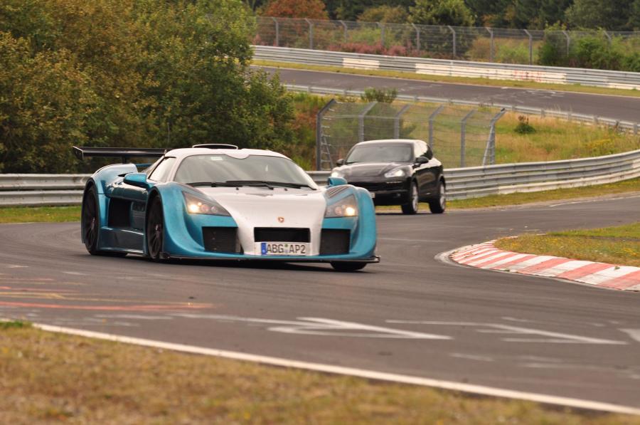  Gumpert Apollo Sport at Nurburgring 2009 года  (фото 9 из 10)